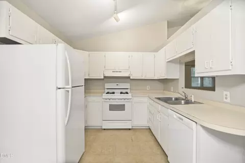 101103 Gregory Dr, Cary, NC 27513 photo 8