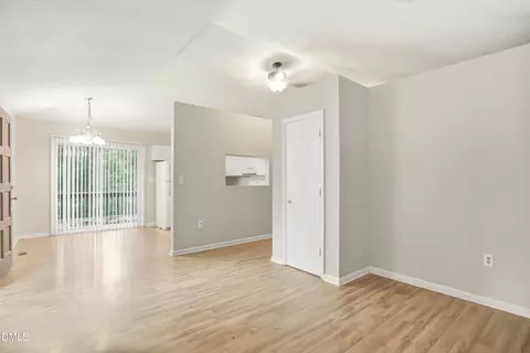 101103 Gregory Dr, Cary, NC 27513 photo 6