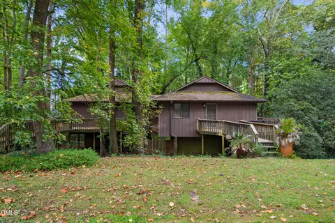 101103 Gregory Dr, Cary, NC 27513