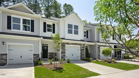 1934 Hinesley Dr, Durham, NC 27703