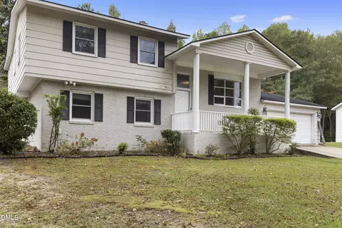 2831 Rosehill Rd, Fayetteville, NC 28301