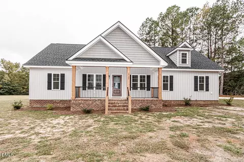 2780 S Old Carriage Rd, Rocky Mount, NC 27803