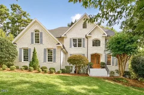 10904 Fitzwilliam St, Raleigh, NC 27614