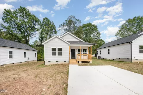 2307 Pinecroft Dr, Burlington, NC 27217