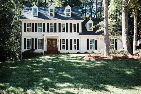 108 Countryside Ln, Cary, NC 27518