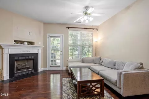 Living - 2028 Lost Ln, Raleigh, NC 27603 photo 2 of 3