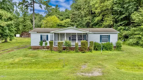 1461 Core Point Rd, Blounts Creek, NC 27814