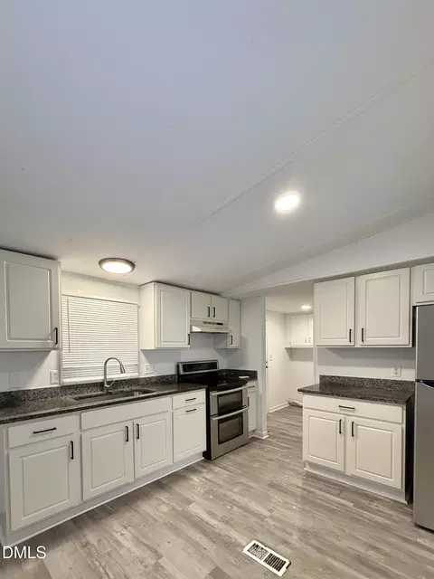 Kitchen - 206 Epperson Dr, Durham, NC 27712 photo 1 of 2