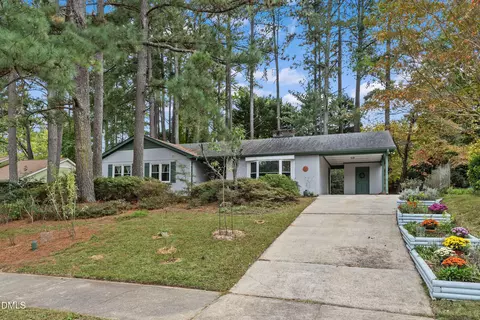 407 Warren Ave, Cary, NC 27511