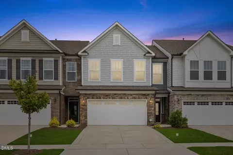 240 Luftee Ln, Holly Springs, NC 27540