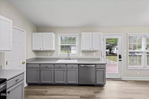 Kitchen - 2567 Chadwick Pl, Durham, NC 27704 photo 3 of 3