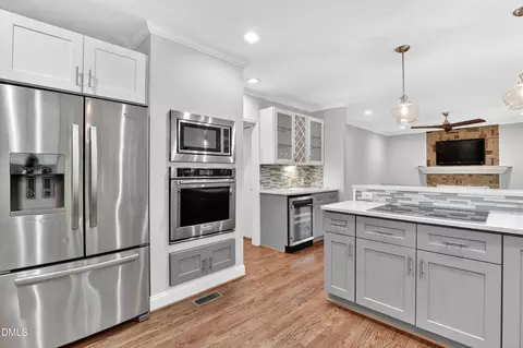 Kitchen - 105 Swordgate Dr, Cary, NC 27513 photo 3 of 6