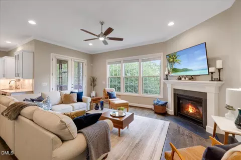 938 Regency Cottage Pl, Cary, NC 27518 photo 9