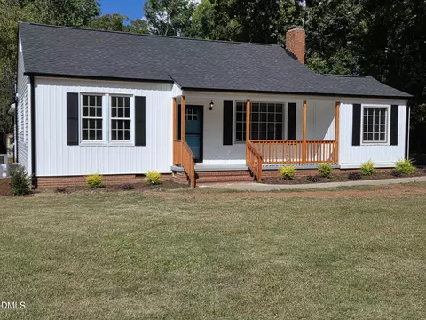 1530 Oakdale Cir, Henderson, NC 27536