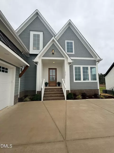 1061 Azalea Garden Cir, Raleigh, NC 27603