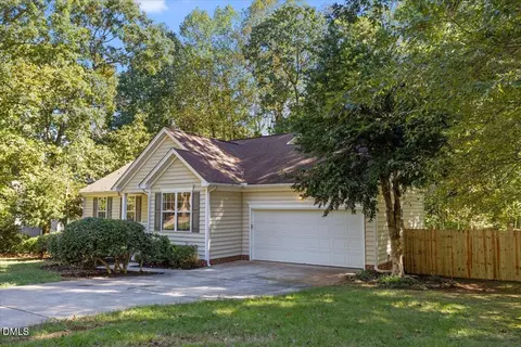 2606 Brick Hearth Dr, Hillsborough, NC 27278