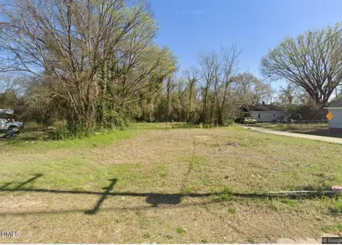 329 Old Willimington Rd, Fayetteville, NC 28301