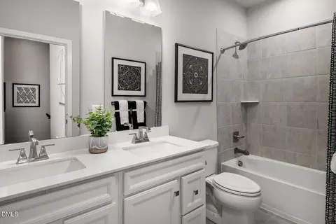 Bath - 1420 Chowan Ave, Durham, NC 27713 photo 2 of 2