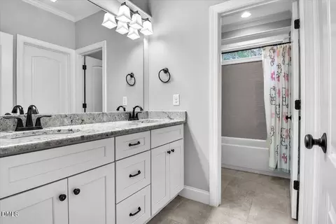 Bath - 1413 Yardley Dr, Wake Forest, NC 27587 photo 5 of 11