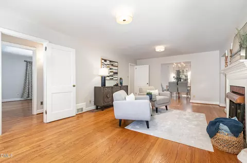 1316 Dixie Trl, Raleigh, NC 27607 photo 6