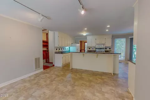 Kitchen - 11 Denada Path, Roxboro, NC 27574 photo 2 of 11