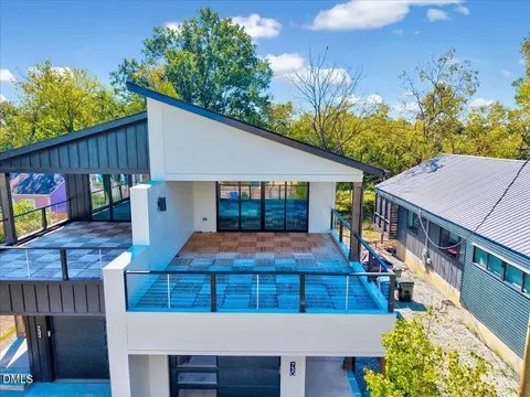 Exterior - 730 Hopkins St, Durham, NC 27701 photo 7 of 7