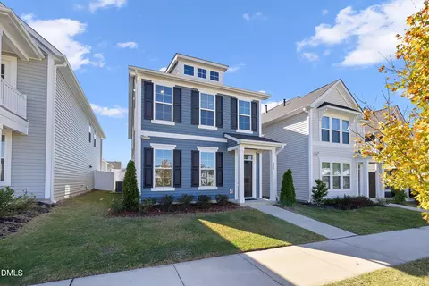 253 Pear Blossom Pkwy, Clayton, NC 27520