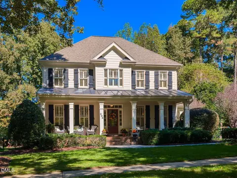 204 Chrismill Ln, Holly Springs, NC 27540