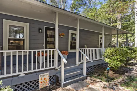 8313 Polaris Dr, Bahama, NC 27503