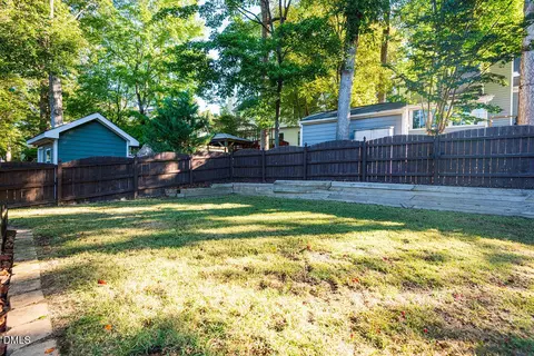 Exterior - 323 Stromer Dr, Cary, NC 27513 photo 5 of 6