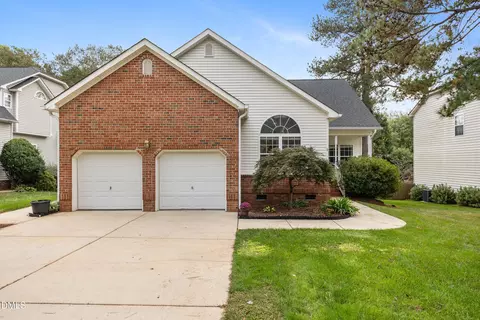 321 Seastone St, Raleigh, NC 27603
