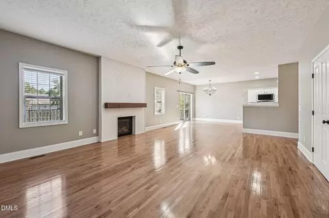 Living - 22 Beryl Cir, Pinehurst, NC 28374 photo 3 of 4