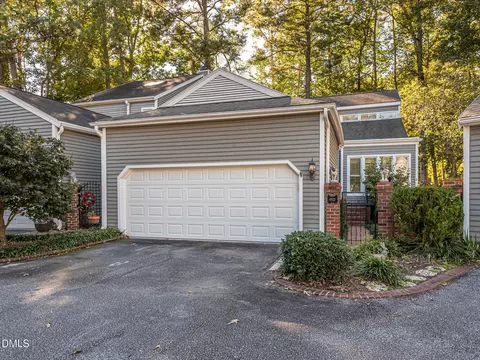 6921 Hunters Way, Raleigh, NC 27615