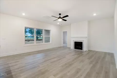 Living - 91 Great Pine Trl, Middlesex, NC 27557 photo 1 of 2