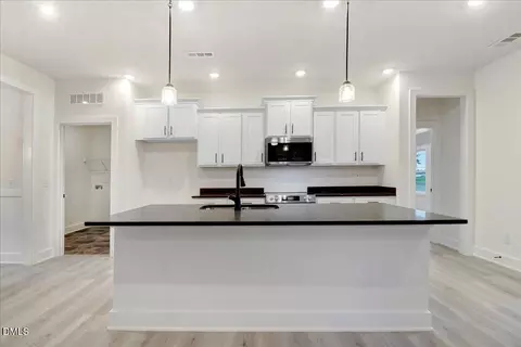 Kitchen - 91 Great Pine Trl, Middlesex, NC 27557 photo 1 of 5