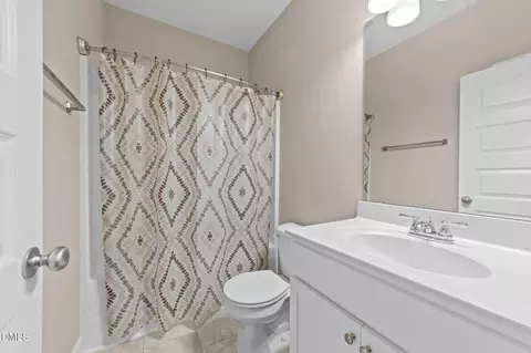 Bath - 73 S Rabbit Run Dr, Smithfield, NC 27577 photo 4 of 4