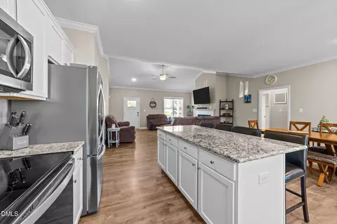 Kitchen - 73 S Rabbit Run Dr, Smithfield, NC 27577 photo 3 of 5