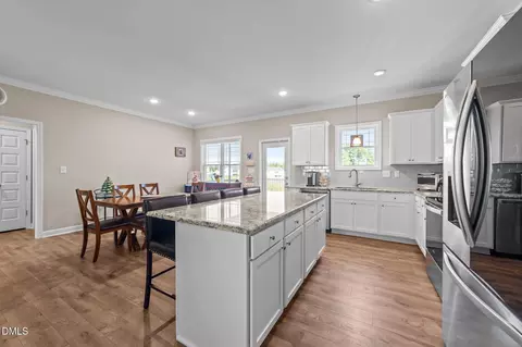 Kitchen - 73 S Rabbit Run Dr, Smithfield, NC 27577 photo 5 of 5