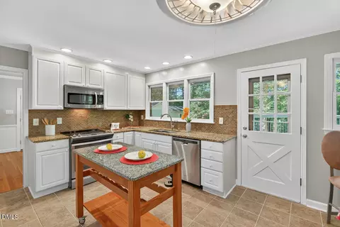 Kitchen - 7008 Windover Dr, Durham, NC 27712 photo 3 of 6