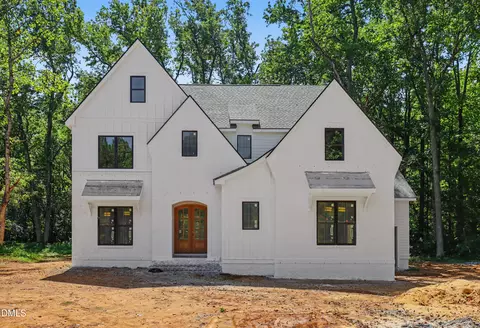 827 Homestead Rd, Chapel Hill, NC 27516