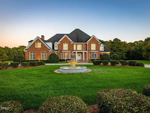 6001 Atkins Farm Ct, Raleigh, NC 27606