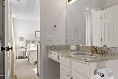 Bath - 4511 Conklin Dr, Durham, NC 27713 photo 3 of 4