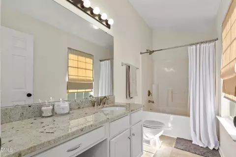 Bath - 4511 Conklin Dr, Durham, NC 27713 photo 2 of 4