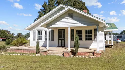 7477 N Nc 58, Castalia, NC 27816