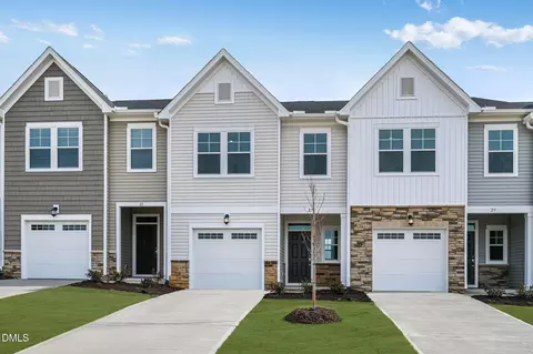 27 Broward Ln, Lillington, NC 27546