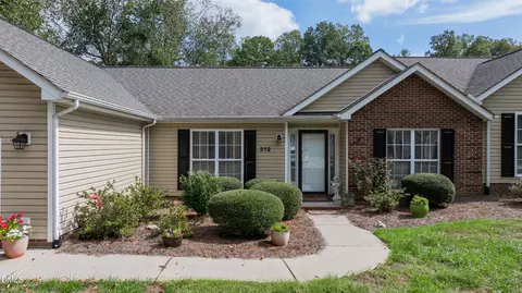 312 Quarterpath Ln, Jamestown, NC 27282