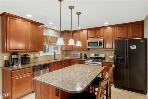 Kitchen - 25 Mckayla Lane Ln, Bracey, VA 23919 photo 4 of 5