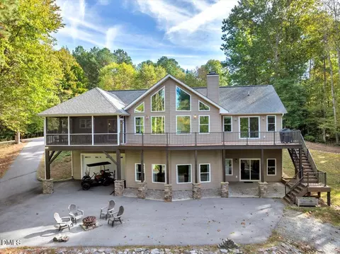 25 Mckayla Lane Ln, Bracey, VA 23919