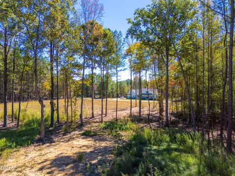 185 Larkington Dr, Siler City, NC 27344