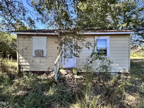 523 3rd St, Vanceboro, NC 28586